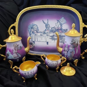 Alice In Wonderland Teapot Necklace - Literature Gift for Book Lover - Alice  in Wonderland Gift – Literaryemporiumwholesale