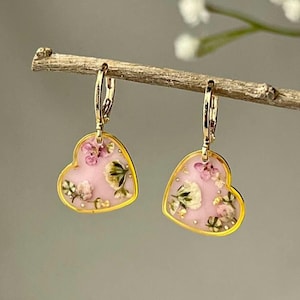 Echte bloemenoorbellen Esthetische oorbellen Harsbloemoorbellen Baby adem oorbellen Hartoorbellen Sierlijke oorbellenset