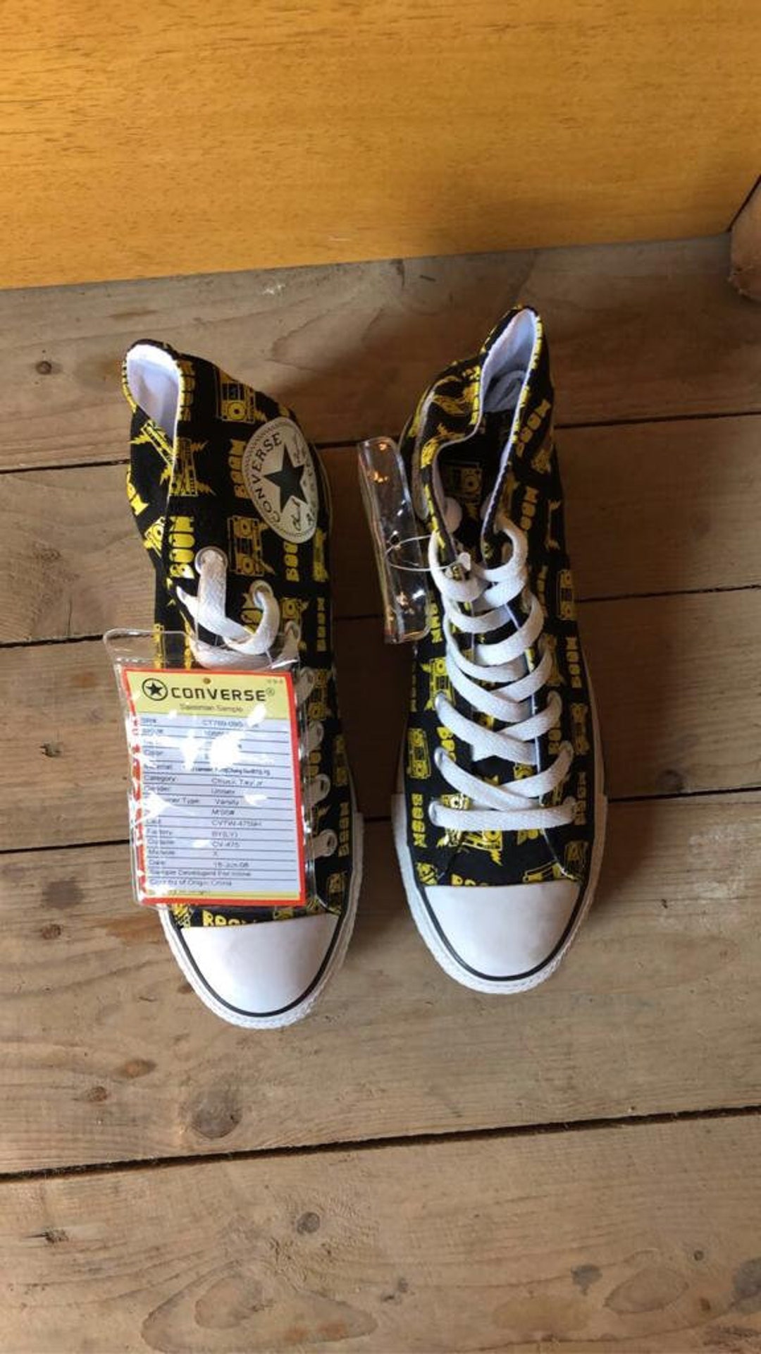 Gentagen en anden Blåt mærke Converse Limited Edition - Etsy