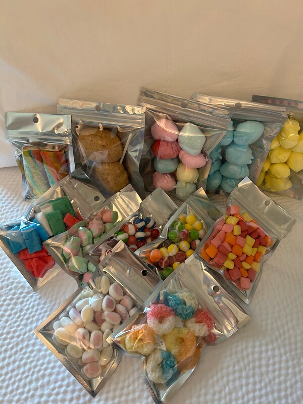 Small Canadian Snack Box Christmas Gift Box Chocolate Box Etsy Canada