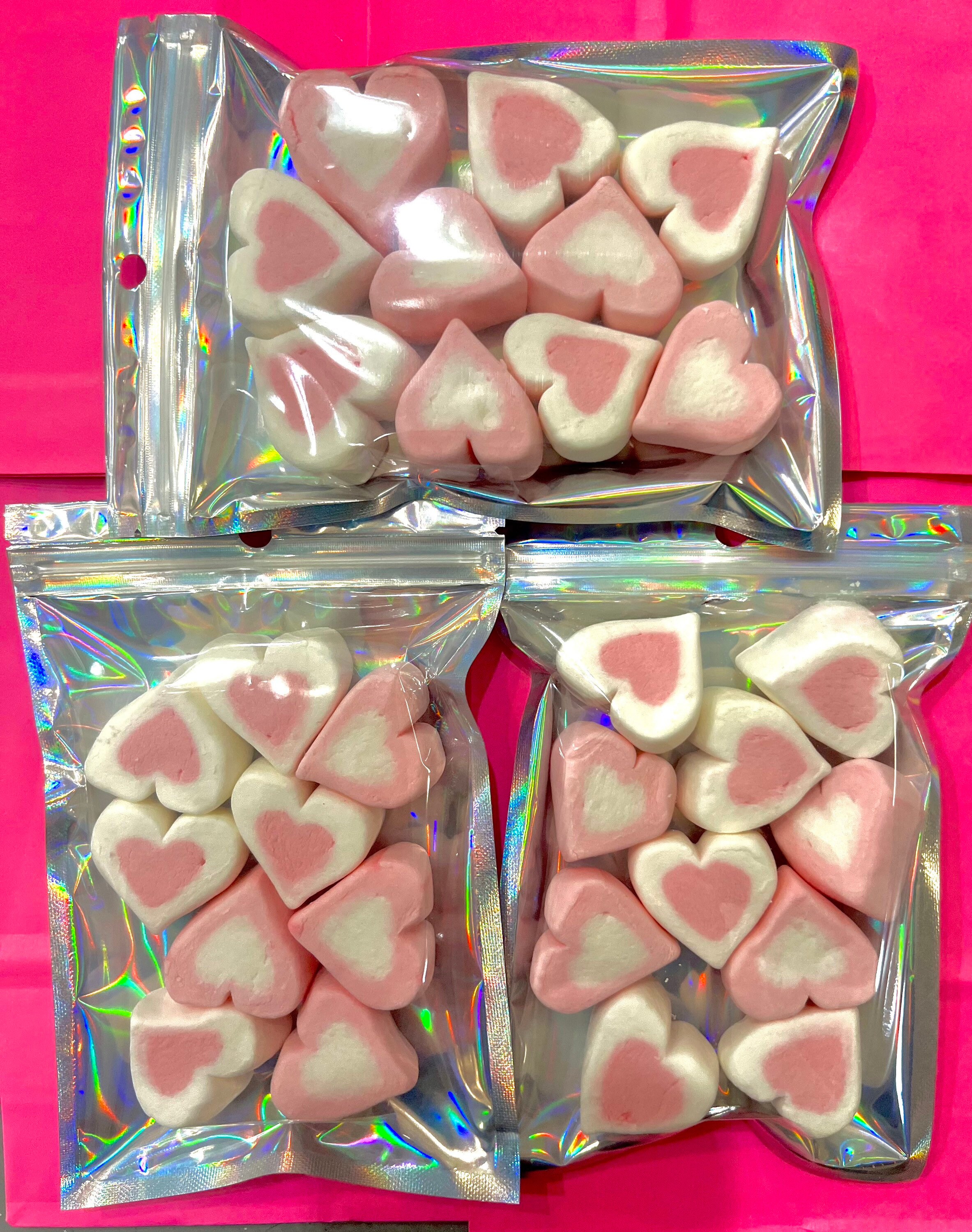 Sci-fi Foods UK Freeze Dried Vanilla Heart Shaped Marshmallows 25g 