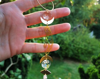 The Suncatcher small Magic Moments - sun catcher with rainbow crystals for hanging in the window with rainbow effect, hand, moon