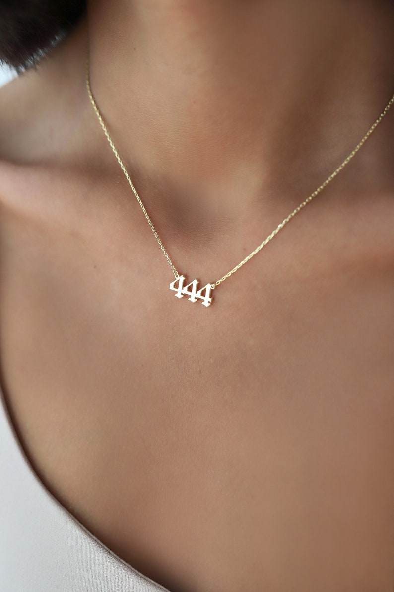 Custom number necklace Outlet