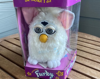 WORKING Snowball Furby with box