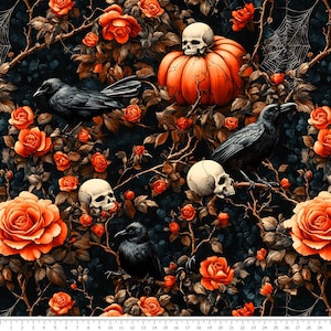 Può includere: Un tessuto scuro e spettrale a tema Halloween con rose arancioni, corvi neri e teschi bianchi. Una grande zucca arancione con un teschio in cima si trova al centro del design.