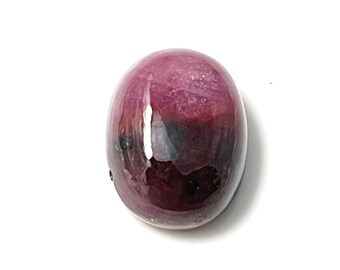 Rubis, rubis chargé de verre, rubis cabochon, rubis, pierre de naissance en juillet, pierre précieuse, bijou 12,9 x 9,9 mm, environ 9,40 carats