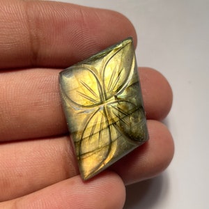 Multi Fire Labradorite Carved Cushion Most Beautiful Carving Leaf best Quality, 25x19.8mm, Approx 40.55 carat