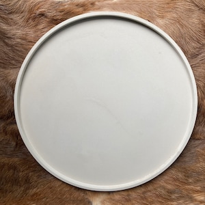 EXTRA LARGE Round CONCRETE Tray, Concrete Tray, Decorative Tray, Concrete, Minimalistic Concrete Decor, Unique Catchall Tray, Catchall Tray