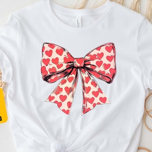 Valentine&#39;s Day Heart Bow Shirt: Retro Love Tee