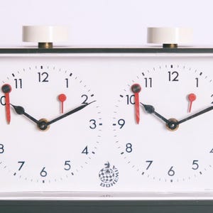 Vintage Schachuhr 1980er Jahre Böhmen Westdeutscher mechanischer Timer voll funktionsfähiges Geschenk