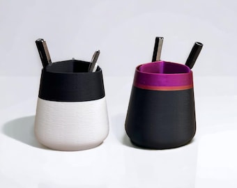 Minimalist Delta Desk Organizer | Modern Pen & Pencil Holder | Stylish Office Supply Storage