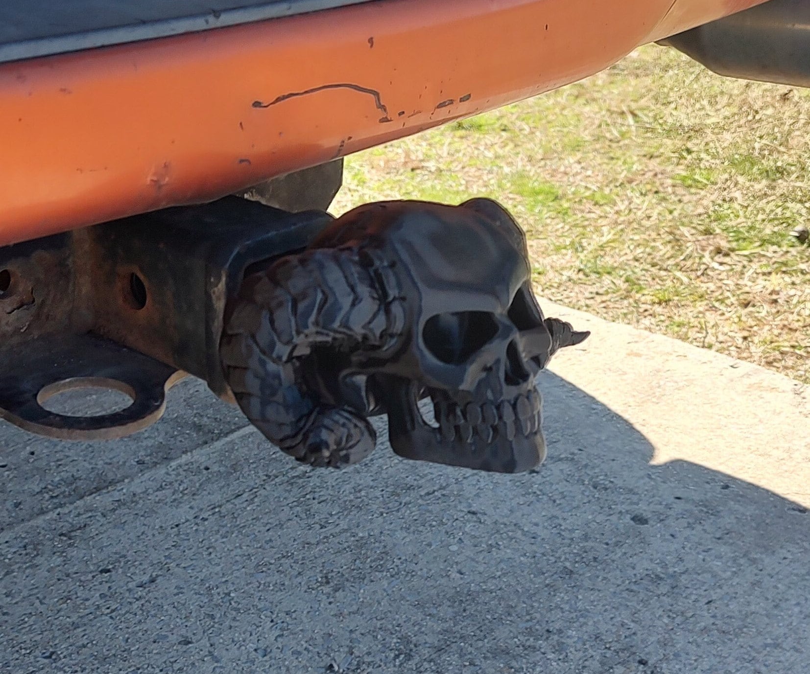 Ram Horned Skull Hitch Cover (1.25", 2", 2.5" or 3" receivers) Several Color Options.