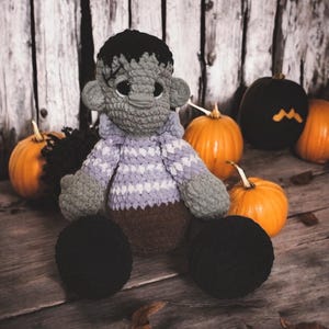 BIG FOOTED Frankenstein PDF Crochet Pattern