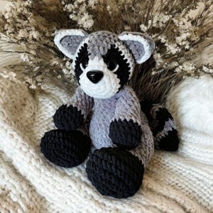 BIG FOOTED Low Sew Raiden the Raccoon PDF Crochet Pattern