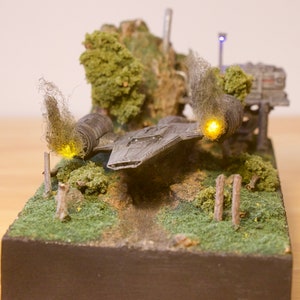 Star Wars Crashed Razor Crest Diorama With Lights - Etsy