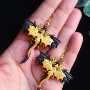 Fourth Wing Double Dragon Earrings, Dragons in black and gold color, Iron flame Earrings,  Fly or die, Cosplay dragon earrings