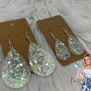 LOVELY LACE Glitter Teardrop Earrings