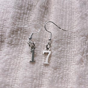 SEVENTEEN Earrings .*.