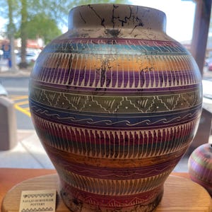 Navajo horse hair pottery
