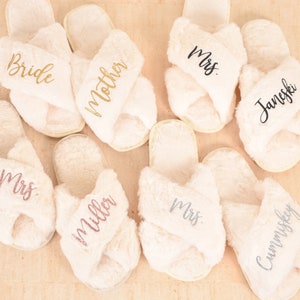 Bridal Fluffy Slippers Set, Bridesmaid Gifts, Personalized Slippers, Bridesmaid Gifts, Wedding Fluffy Slippers, Personalized Bridal Slippers