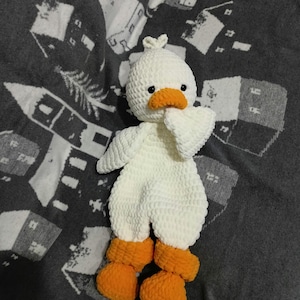 Amigurumi Sleep Companion Duck - gewikkeld in gehaakt Baby Innocence plushie - GRATIS en expresverzending, internationale verzending