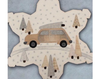 Bringing Home the Tree Wool Applique Table Mat Kit by Lisa Bongean & Primitive Gatherings