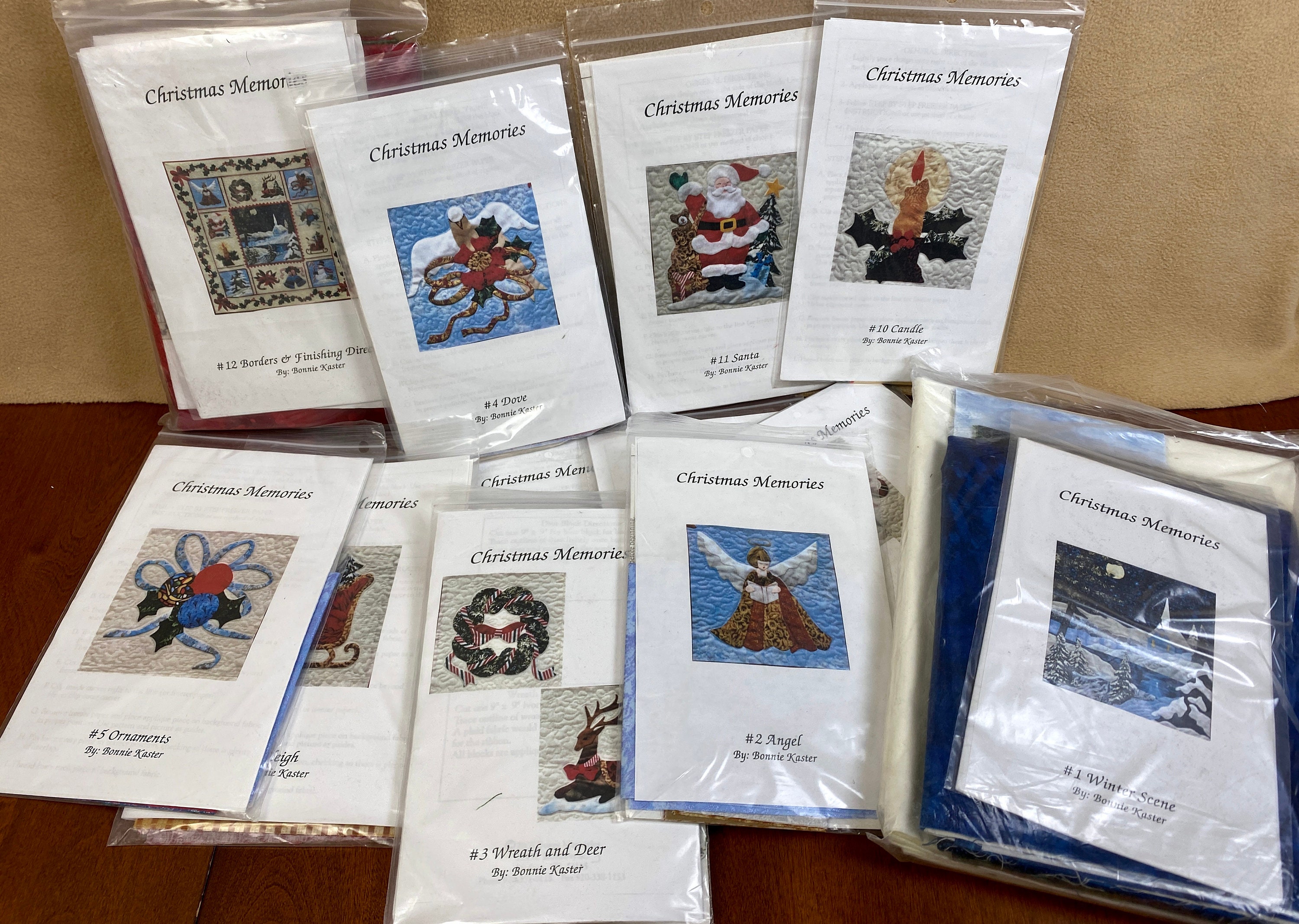 Christmas Memories BOM Quilt Kit Designed by Bonnie Kaster / Keepsake