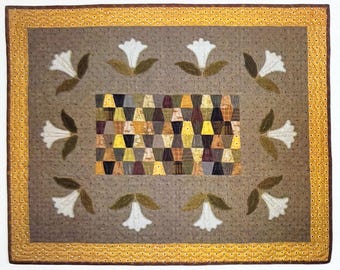 Honeysuckle Vine Wool Applique Kit by The Cottage at Cardiff Farms Wall Hanging or Small Quilt