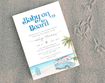 Puede incluir: Una invitación a un baby shower con un tema de playa azul y blanco. La invitación dice "Baby on Board" y presenta una camioneta azul y blanca con tablas de surf en la parte superior. El texto de la invitación dice "Por favor, únase a nosotros para un baby shower en honor a la futura mamá Welyn Thomas. 15 de junio, 3PM - 5PM, The Thomas Residence, 1234 Your Address Goes Here. Por favor, confirme su asistencia antes del 1 de junio a Julia al 123-456-7890. Baby Thomas está registrado en babylist.com."