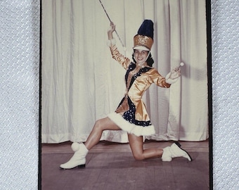 VTG Majorette Performer 1950s Woman Photo Photograph Picture Gold Uniform 7x5, Vintage Photograph, Vintage Portrait, Vintage Portrait Photo