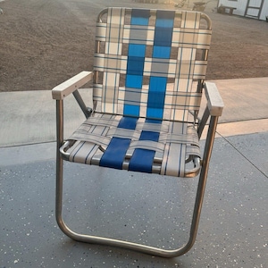 Vintage Webbed Folding Beach Lawn Chair Tall Metal Arms Blue & White Camping, Vintage Patio Chair, Vintage Beach Chair, Lawn Chair