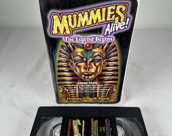 Mummies Alive! The Legend Begins VHS Tape 1998 Blockbuster Demo Tape Clamshell, Vintage Blockbuster VHS Tape, Mummy Vhs Tape