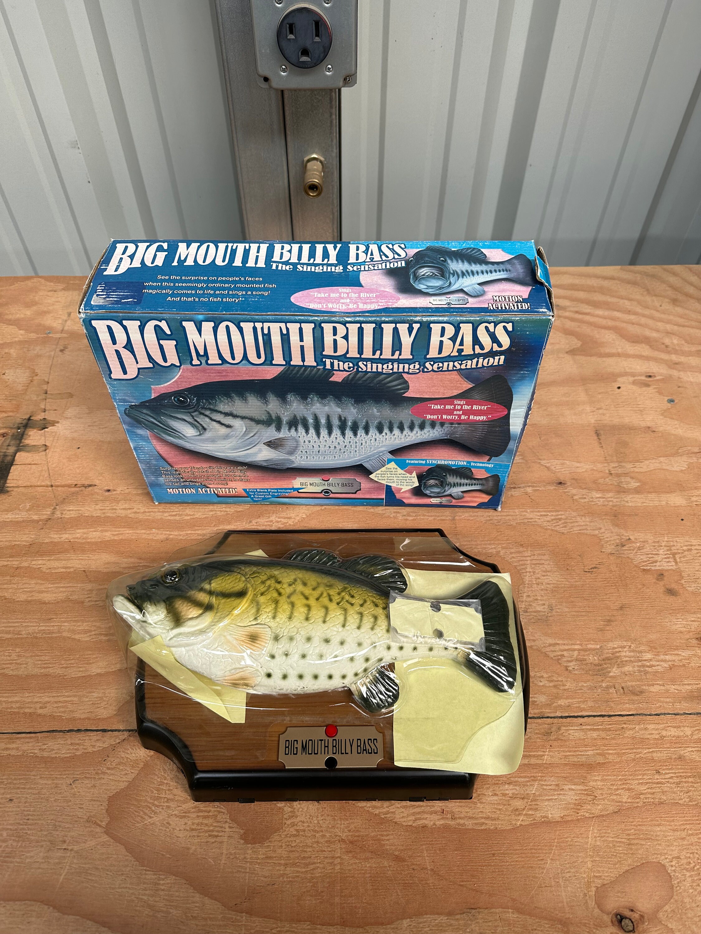Vintage Gemmy 1998 Big Mouth Billy Bass the Singing Vintage Gemmy 1998 Big Mouth Billy Bass the Singing