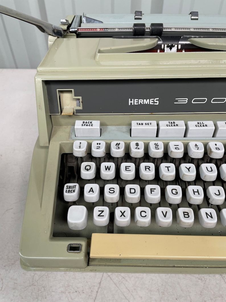Vintage Hermes 3000 Manual Portable Typewriter With Carrying Case and