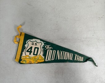 Vintage U.S. 40 Highway The Old National Trail Souvenir Felt Pennant Green & Yellow Made in USA