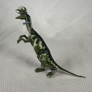 Vintage Kenner Jurassic Park 1993 Dilophosaurus JP02 Spitter Action Figure, Vintage Jurassic Park Action Figure, Jurassic Park Gift
