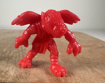 Figura roja Tengu n.° 9 de la serie 1 de Matchbox Monster in My Pocket, MIMP, década de 1990, figura de acción de Monster in My Pocket, Monster vintage