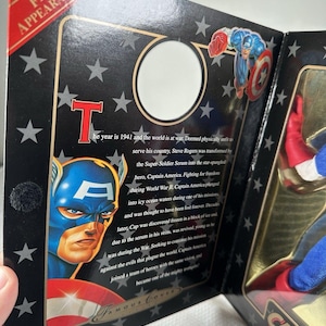Toy Biz Marvel Famous Cover Series 8" Action Figure Captain America NEW 1998, Marvel Action Figure, Marvel Gift, Marvel Toy, Marvel Comics image 9