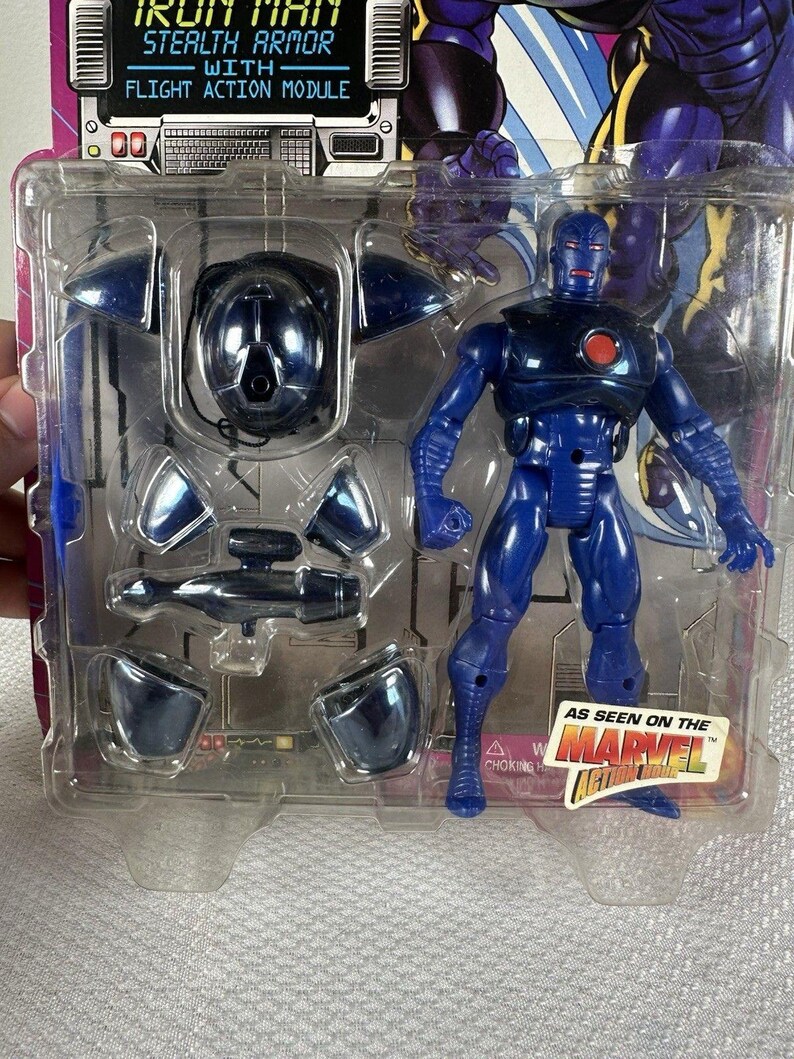 Vintage Marvel Comics ToyBiz 1995 Iron Man - Stealth Armor Action Figure , Vintage Marvel Action Figure, Iron Man Action Figure image 3