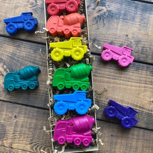 Construction Truck Crayons,Easter Basket Filler,Party Favor,Kids Birthday,Stocking Stuffer,Crayon Set,Gifts Under 10,Dump Truck Crayons