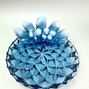 Silicone Mold for Resin Luxury Crystal Effect Tray – Jesmonite and Gypsum