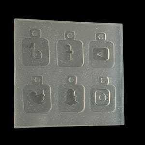 Social Media Keychain and Charm Silicone Molds – Perfect for Resin, UV Resin, Wax, and Clay – DIY Craft Tool for Personalized Gifts