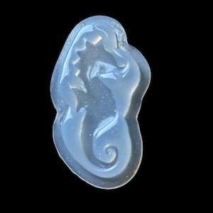 Small Seahorse Silicone Mold for Resin Crafts | Ocean Animal Mold for Epoxy & UV Resin | DIY Jewelry, Keychains, Ornaments