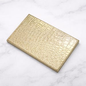 Molde de silicona de piel de serpiente para bandeja rectangular de resina.