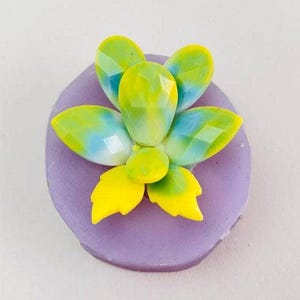 Crystal Flower Silicone Mold – Premium Resin Mold for Breathtaking Art