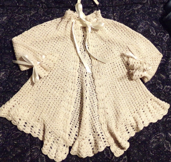 Lacy Baby Jacket, Lace Baby Sacque, Vintage Baby … - image 3