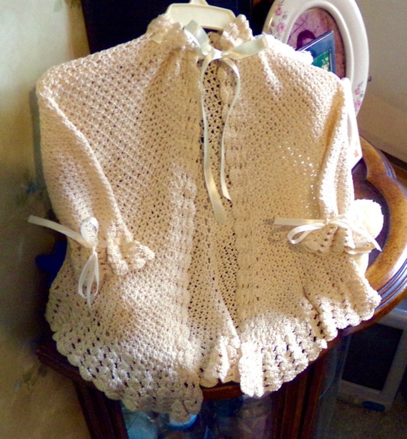 Lacy Baby Jacket, Lace Baby Sacque, Vintage Baby … - image 2