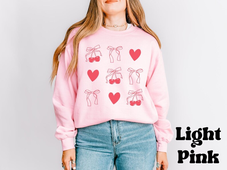 Zacht kersensweater | Oversized esthetische top | Krabbelafbeelding en strikontwerp | Mode-outfit voor vrijetijdskleding | Gezellige winterkleding afbeelding 1