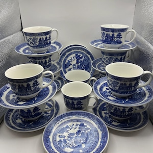 Rare Vintage Johnson Brothers Willow Blue Tea Cup & Saucer - Set of 12