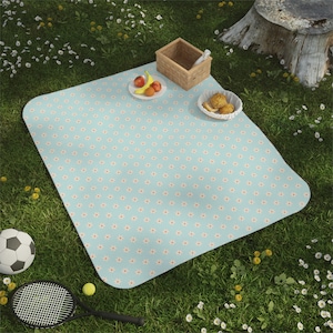 Picnic Blanket Waterproof Washable, Beach Blanket, Outdoor Camping Blanket Large Gift for Her Boho Blue Sweet Daisies Throw Mat with handle